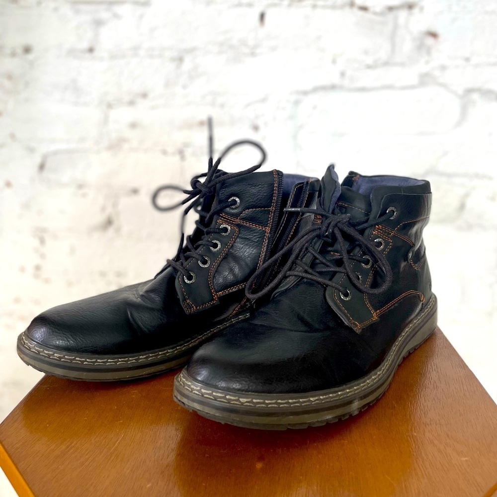 Freeman *memory foam* black leather boots